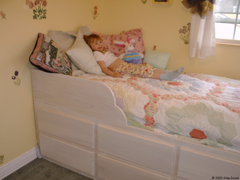 gal/2003-04-20_Maddies_Room/DCAO0005.JPG