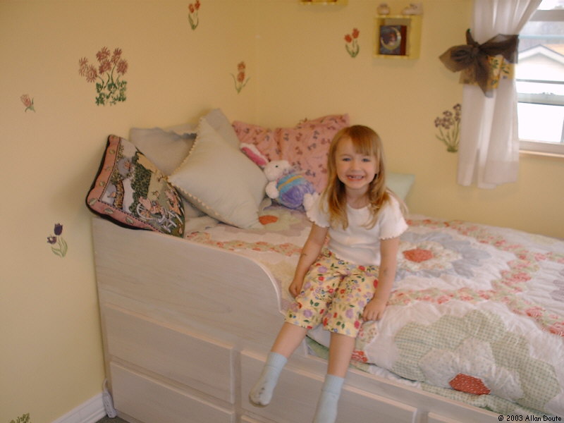 gal/2003-04-20_Maddies_Room/DCAO0006.JPG