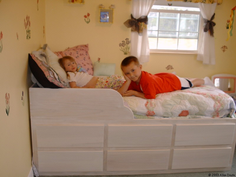 gal/2003-04-20_Maddies_Room/DCAO0008.JPG