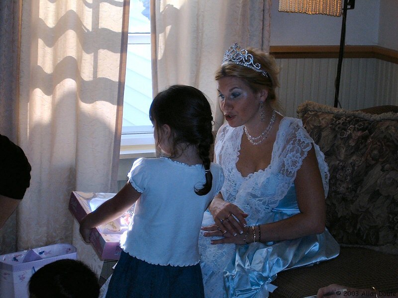 gal/2003-10-11_Maddies_Birthday/DCAO1207.JPG