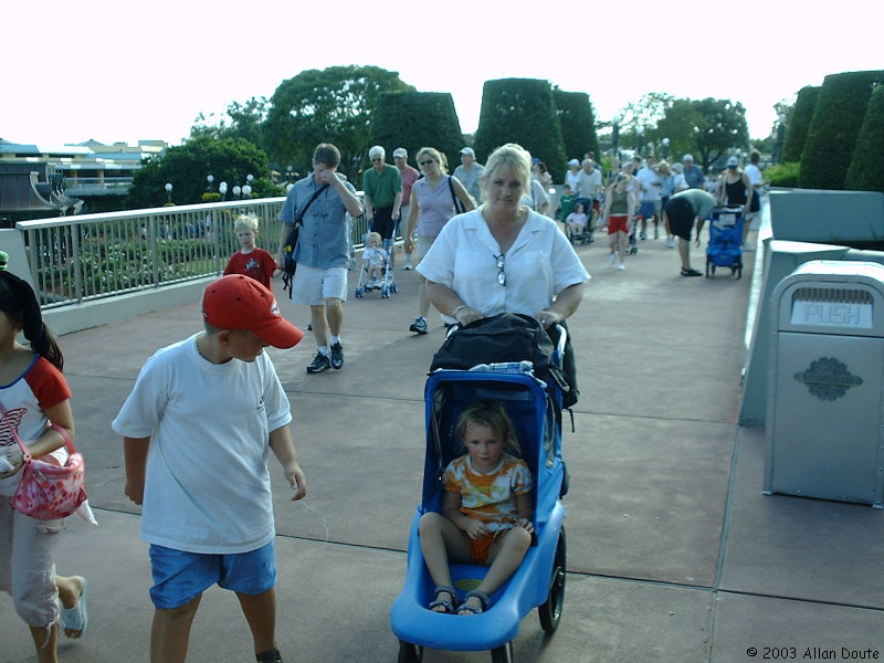gal/2003-11_Vacation_At_Disney/DCAO1599.JPG