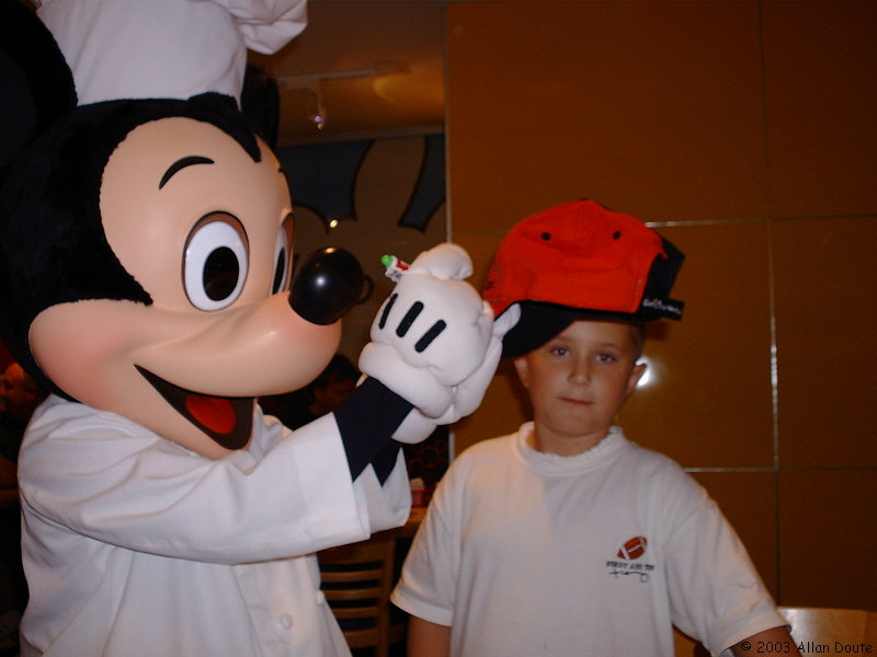 gal/2003-11_Vacation_At_Disney/DCAO1630.JPG