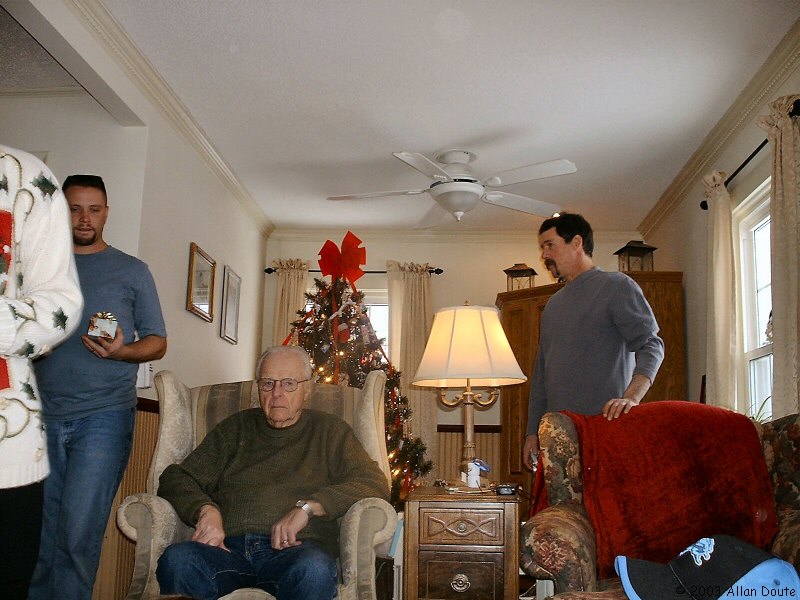 gal/2003-12_Christmas_Day/DCAO2083.JPG