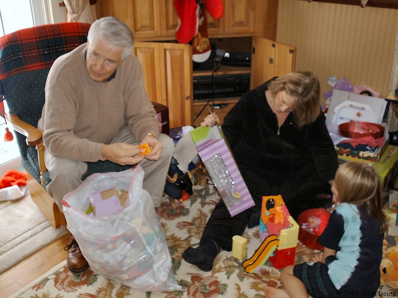 gal/2003-12_Christmas_Day/DCAO2097.JPG