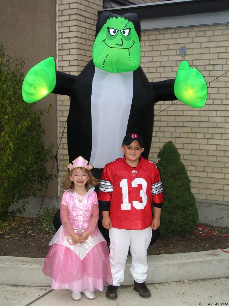 gal/2004-11-13_Halloween_and_Stuff/IMG_0403.jpg