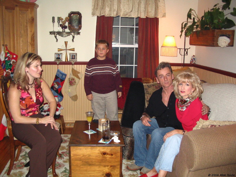 gal/2004-12-24_Christmas_Eve/IMG_0586.jpg