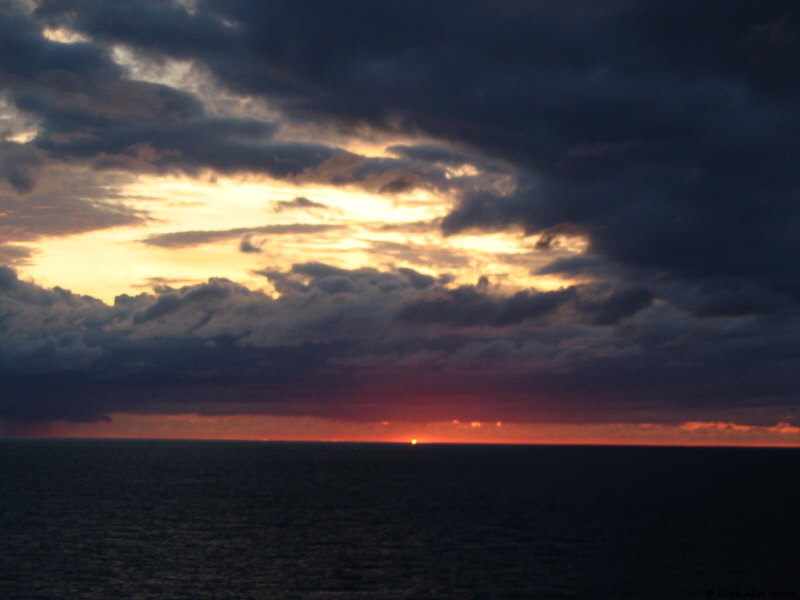 gal/2006-11-17_Cruise-At_Sea/IMG_2215.jpg