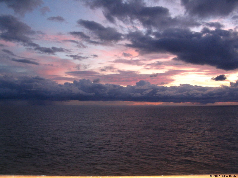gal/2006-11-17_Cruise-At_Sea/IMG_2226.jpg