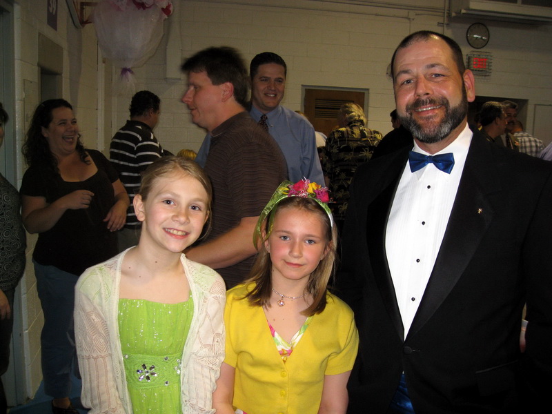 gal/2009-04-24_Daddy_Daughter_Dance/IMG_1883.jpg