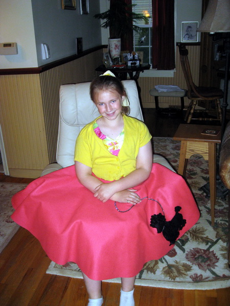 gal/2010-05-18_Poodle_Skirt_Misc/IMG_3162.JPG